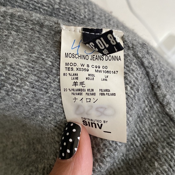 LOVE MOSCHINO ❤️ - Picture 8 of 9